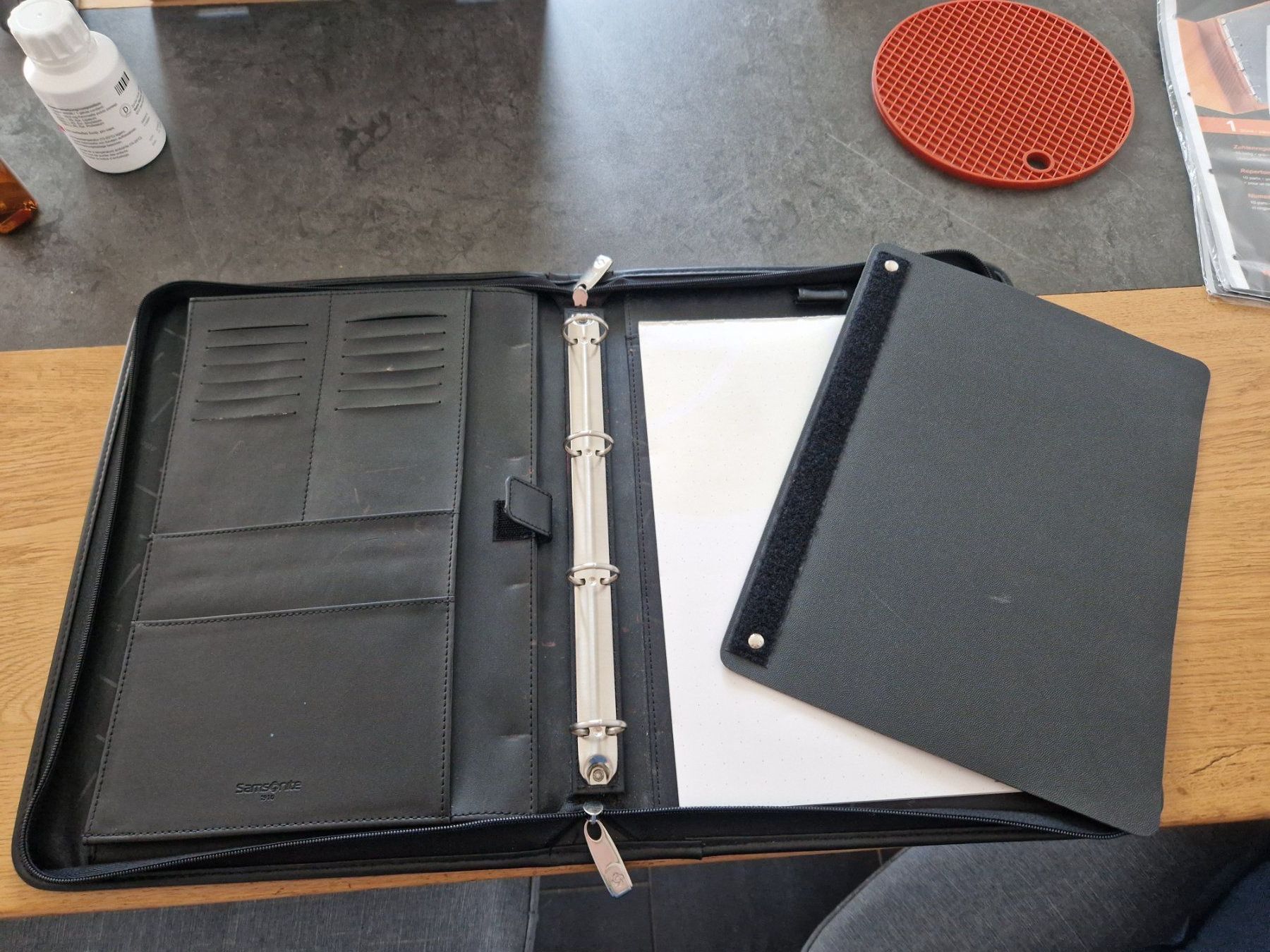 Samsonite Koffer & Taschen: Porte-documents Samsonite A4 – élégant & pratique – Gebraucht aus Colombier NE von videstock 1