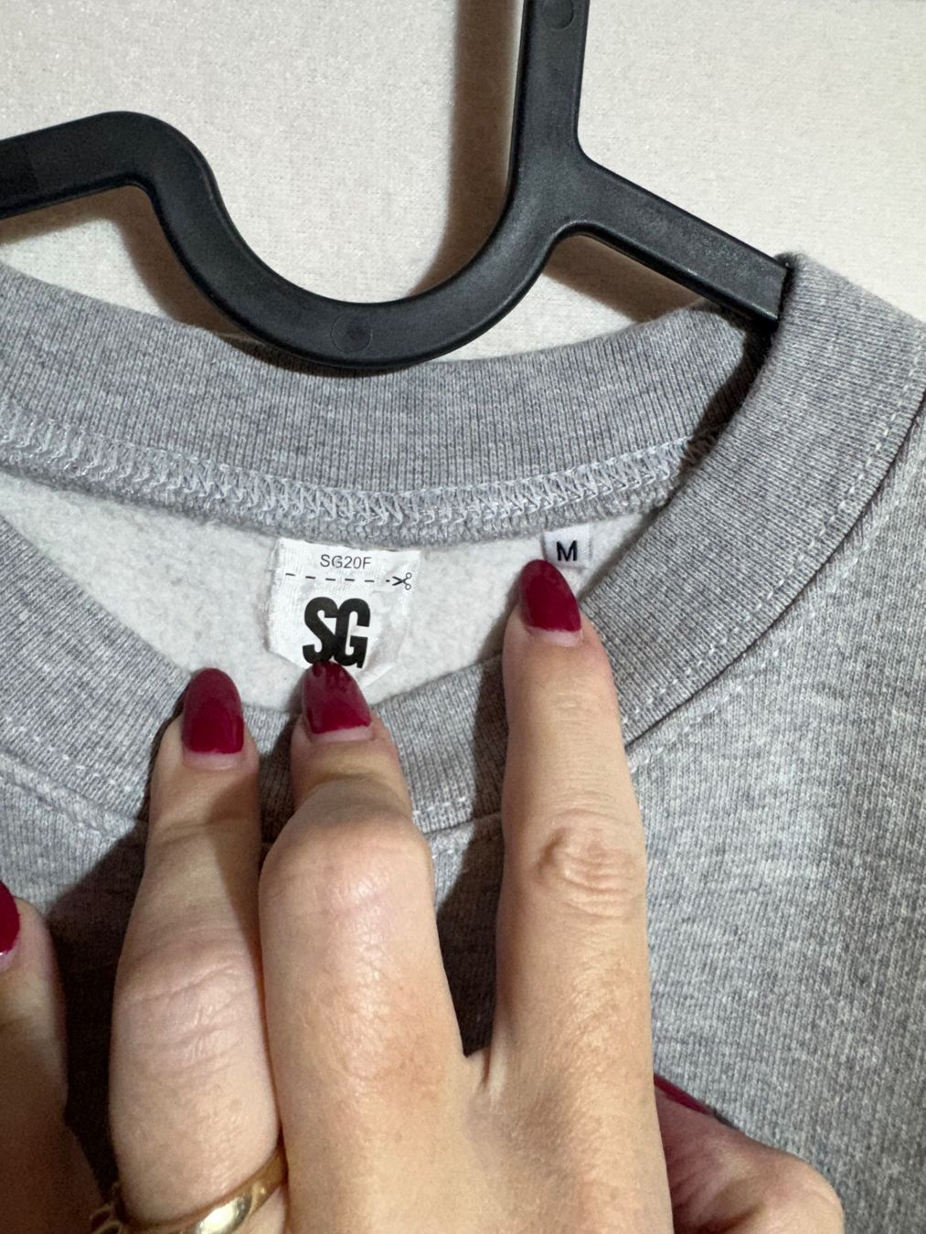 Maglioni & Felpe: Grauer Pullover Gr. M – Usato da Grosswangen venduto da SALE_SALE_SALE 2