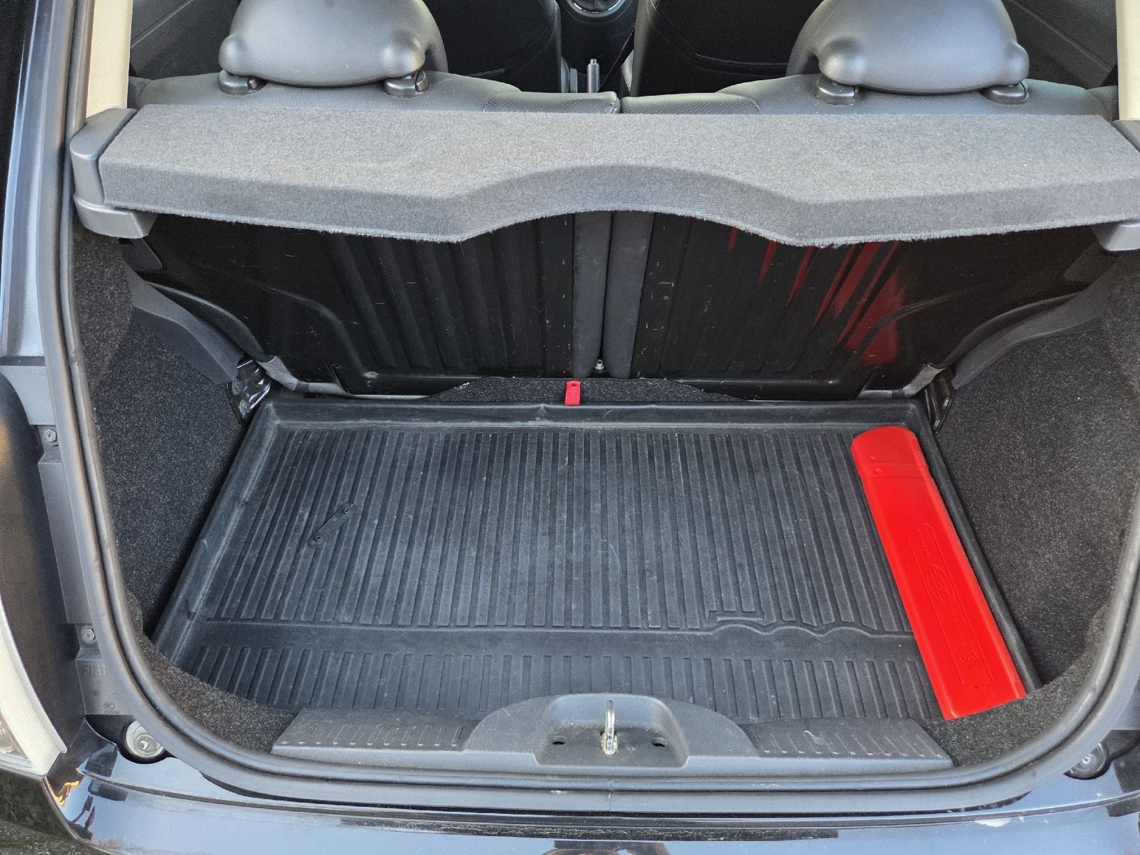 Fiat Automobili: Fiat 500 1.4 Sport - 100HP – Usato da Solothurn venduto da LYRELA 8