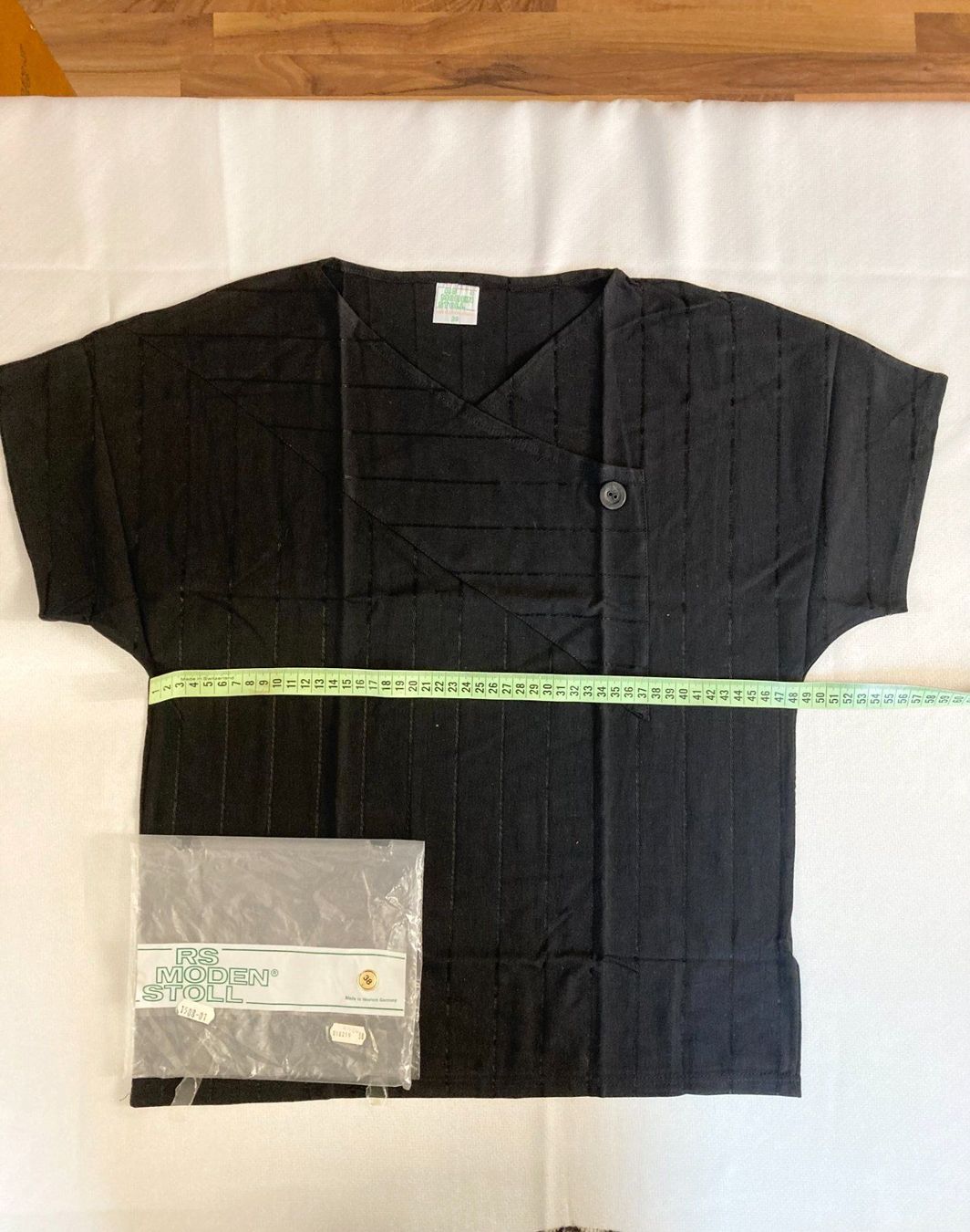 T-shirt: T`shirt – Nuovo e nell'imballaggio originale da Balsthal venduto da dasesaro 1