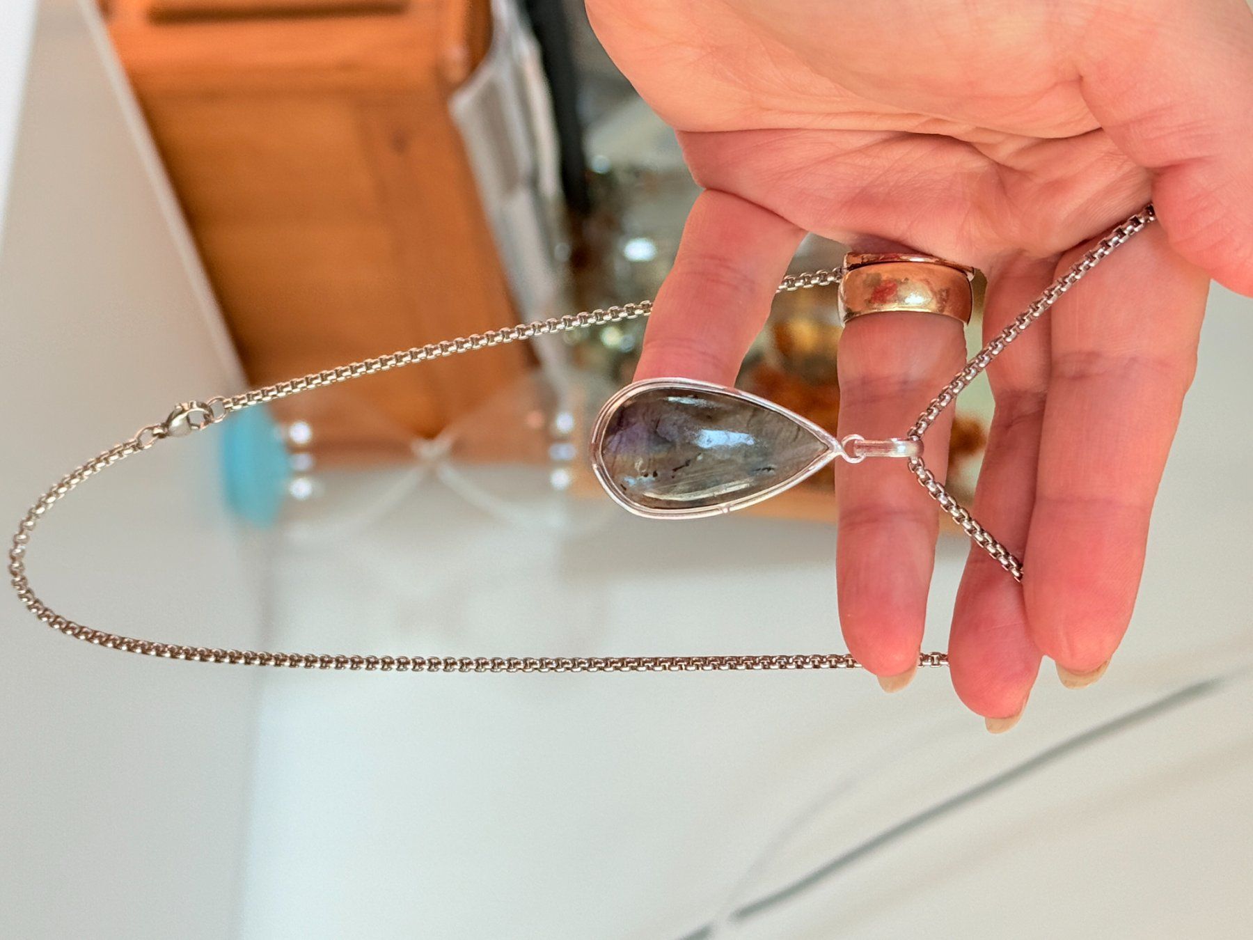 Catenine: Collier Labradorite naturelle – Nuovo e nell'imballaggio originale da Genève venduto da AGBERG 9