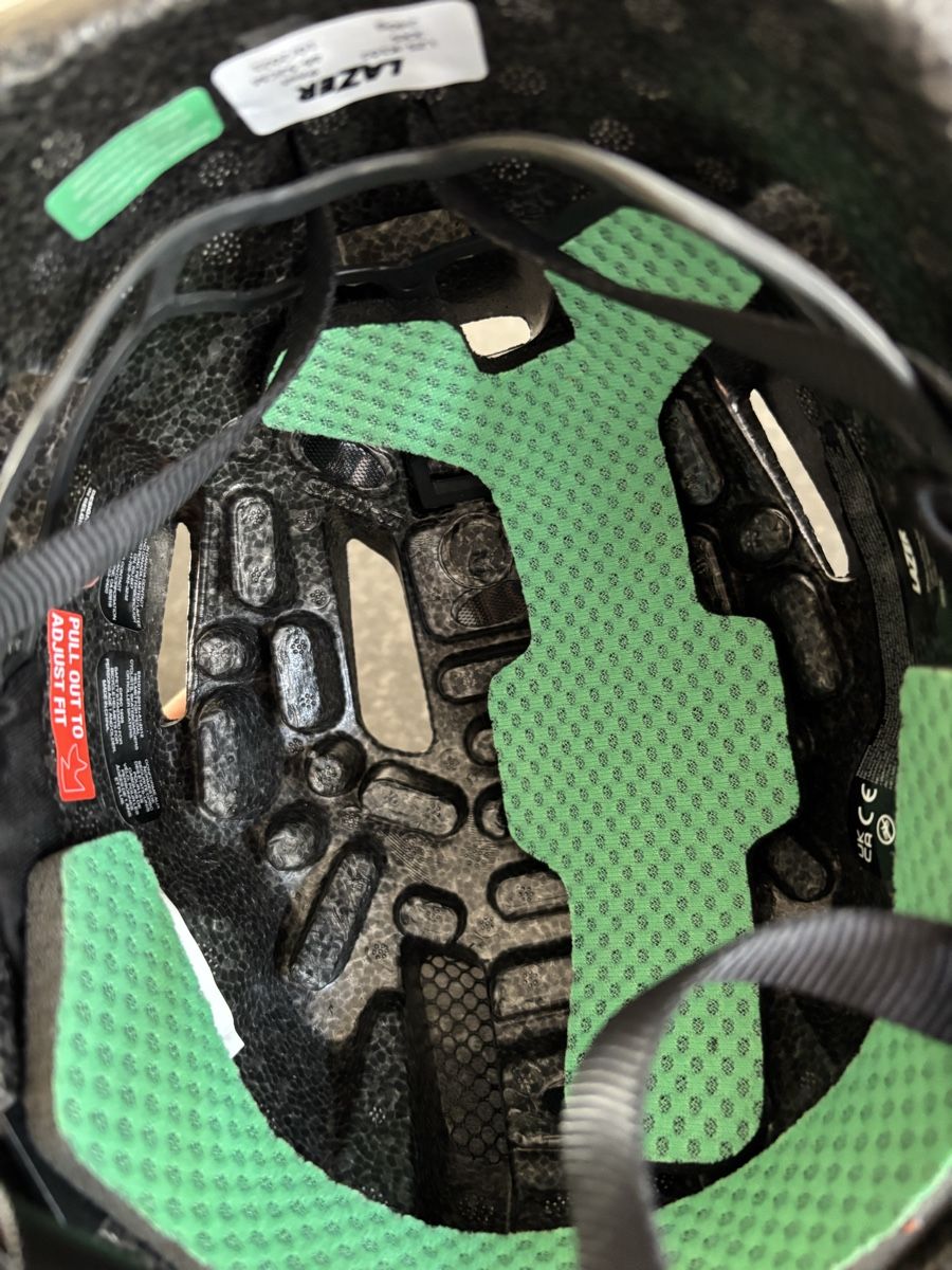 Caschi: Fahrradhelm 46-52 – Usato da wädenswil venduto da panorama05 1