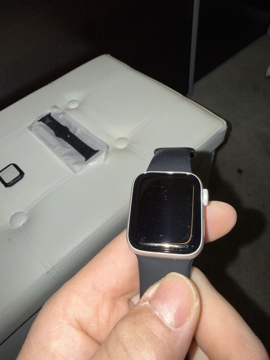 Apple Smartwatch: Appel Watch SE – Usato da St. Gallen venduto da boki83 3