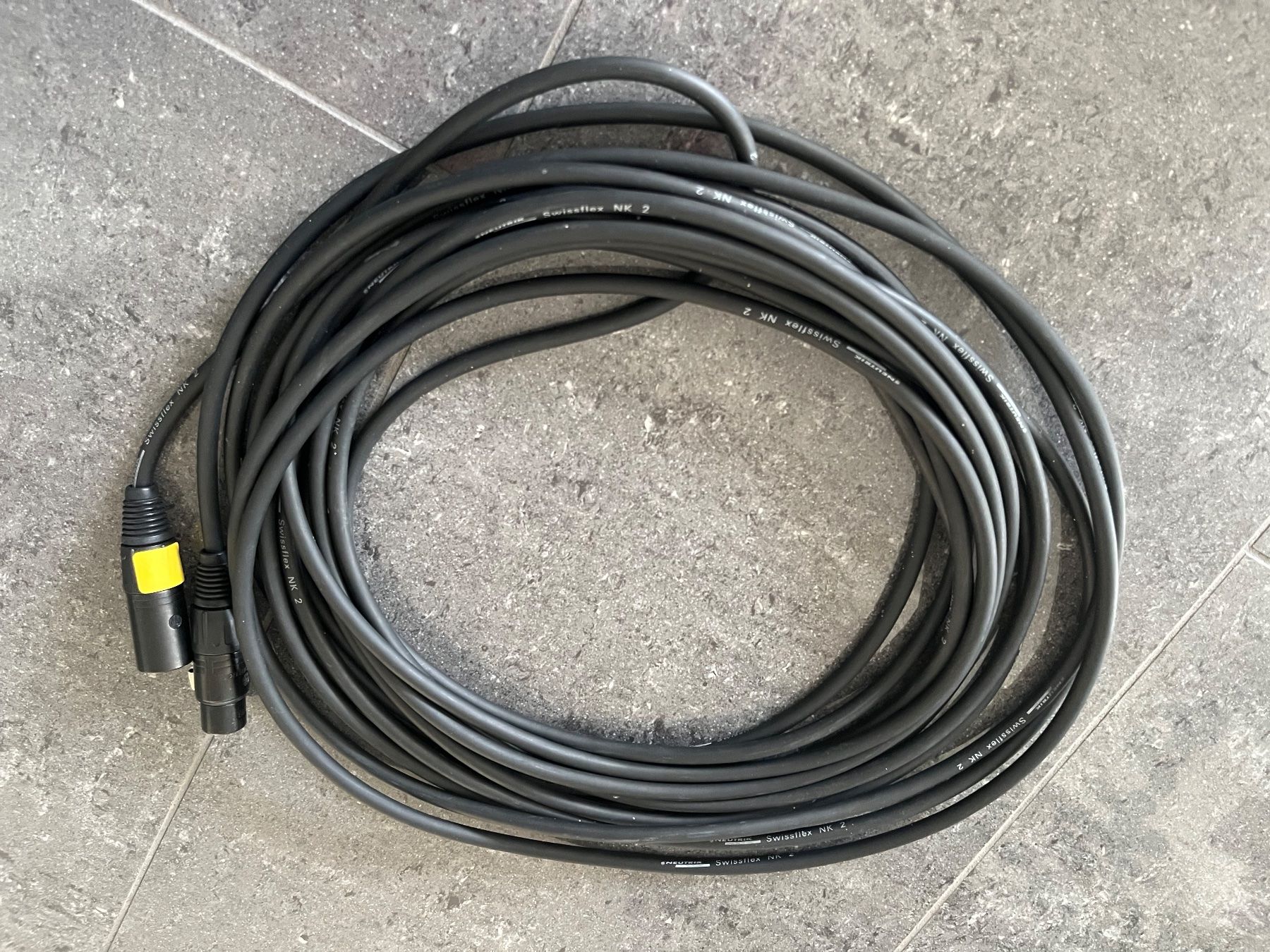 Sennheiser Mikrofone: PROFI-Mikrofon Sennheiser e945 mit massivem Ständer – Gebraucht aus Eggenwil von Therealsigi 3