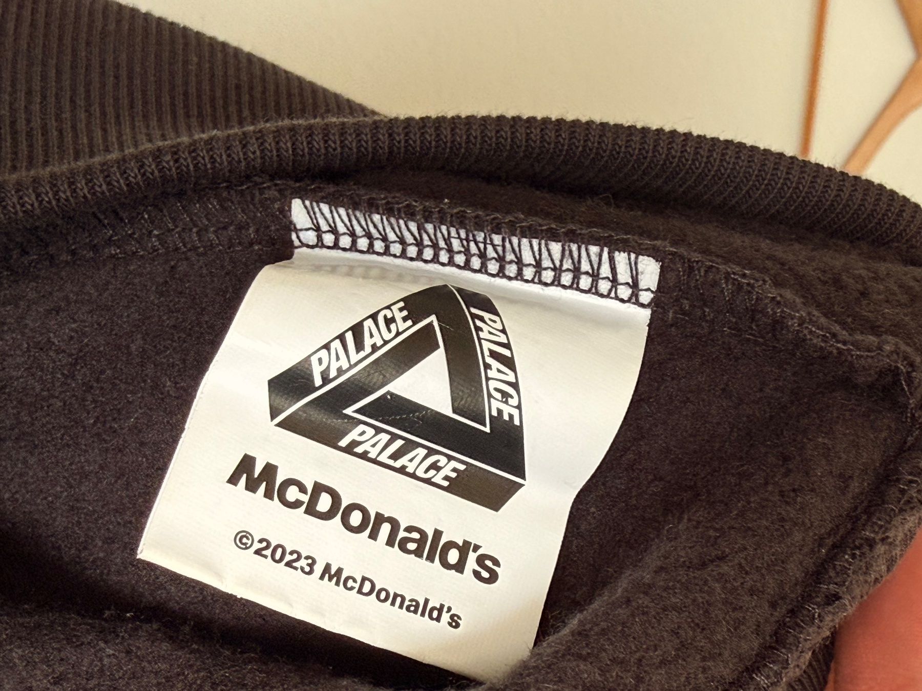 Palace Maglioni & Felpe: Pull à capuche Palace McDonald's Noir, Taille M – Usato da Lausanne venduto da KolaG7 4