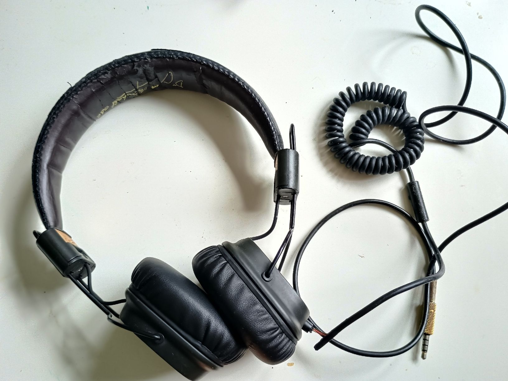 Marshall Cuffie: Marshall Headphones – Usato da Regensberg venduto da bet_lg6f