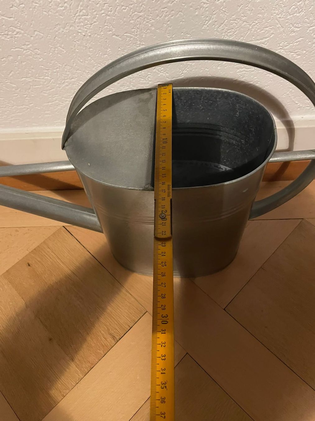 Bewässern & Giessen: Giesskanne 10 Liter mit Brausekopf – Gebraucht aus Zürich von  7
