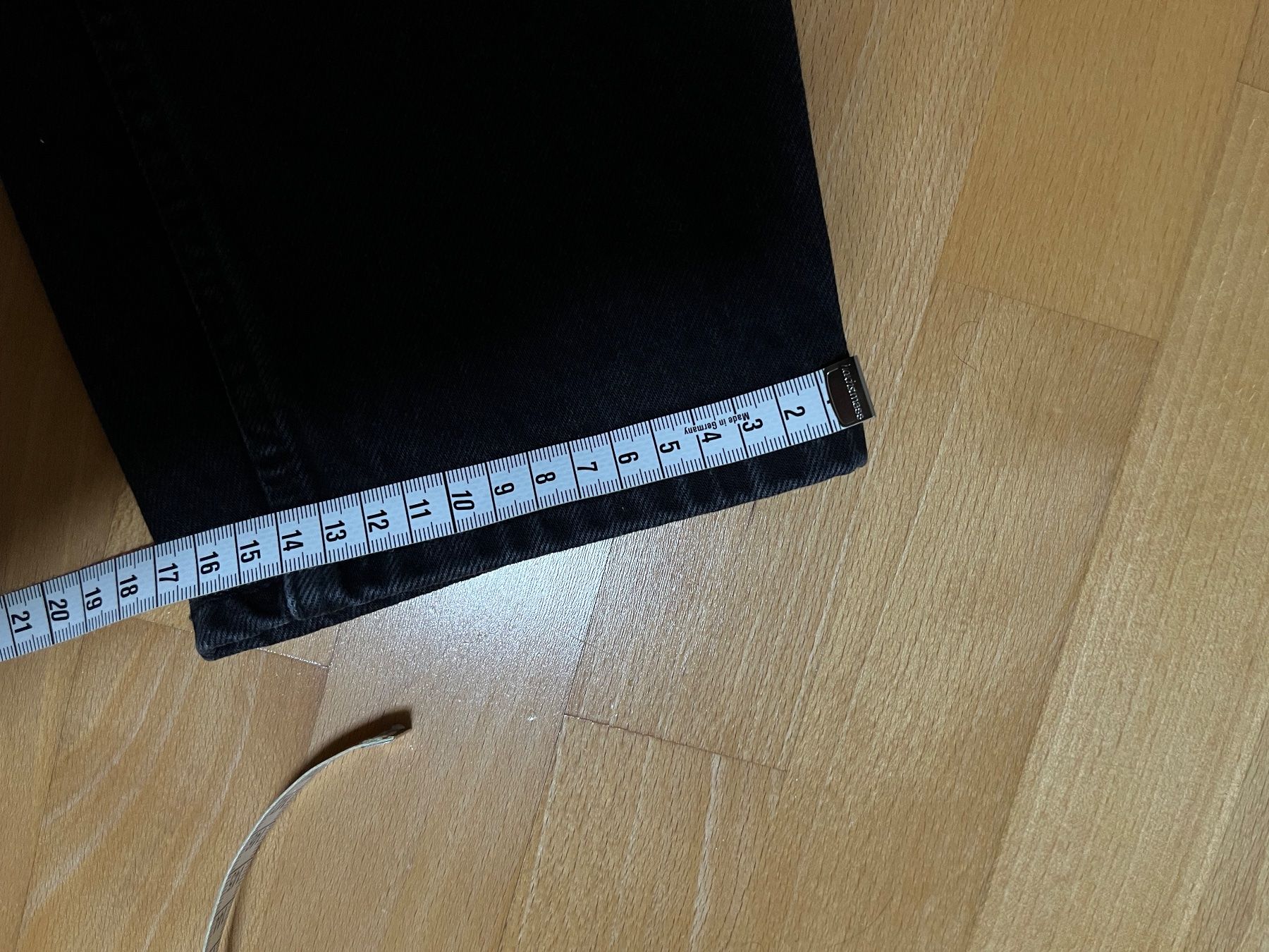 Pimkie Jeans: schwarze Jeans locker – Usato da Zuzwil SG venduto da dieschnellemichelle 8