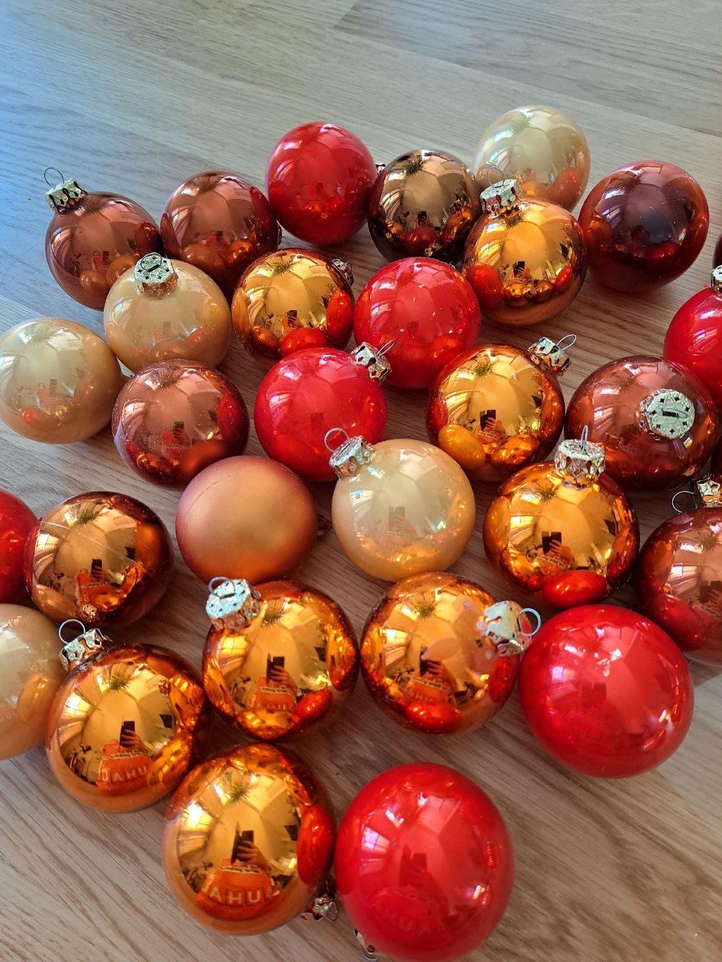 Tutte le decorazioni: Weihnachtskugeln 47Stk rot/orange Töne – Usato da Murten venduto da ste_s76w