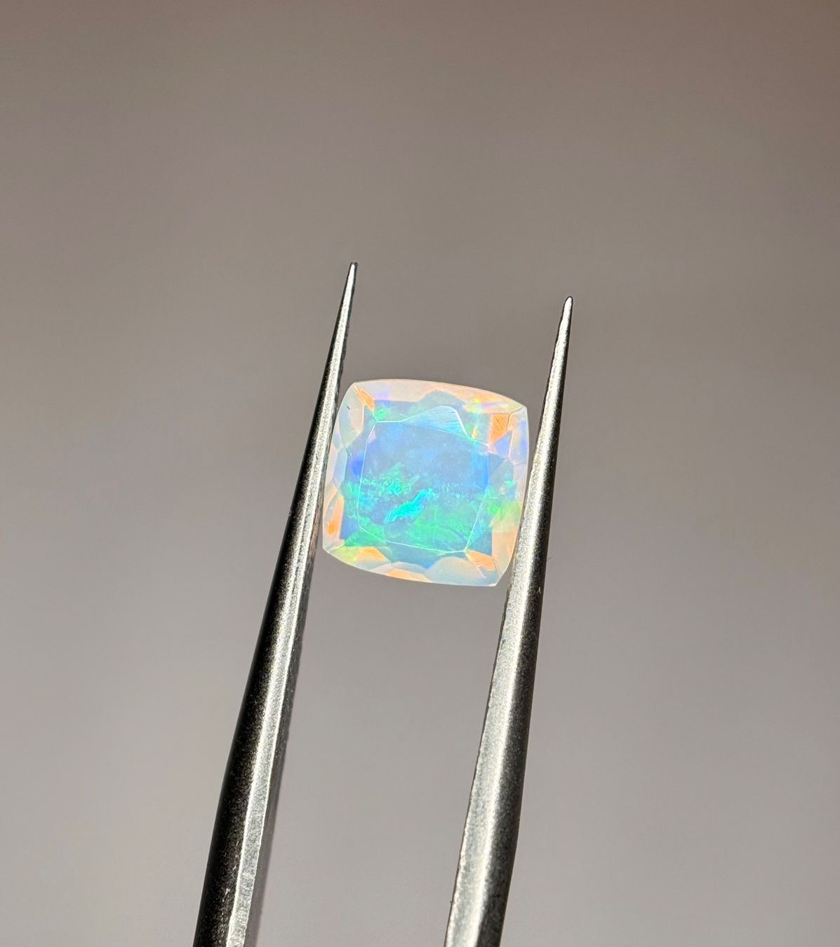Pierres précieuses: Ab 1 Fr. - 0.96 ct Opal Edelstein - unbehandelt – Neuf (Voir description) à Mauren par LieGems 1
