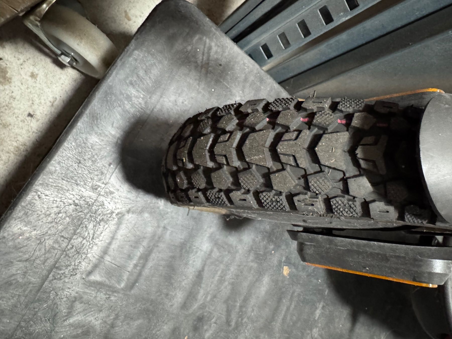 Scooters: Xiaomi Pro2 Elektroroller – D'occasion à Pfäffikon ZH par Lumika 5