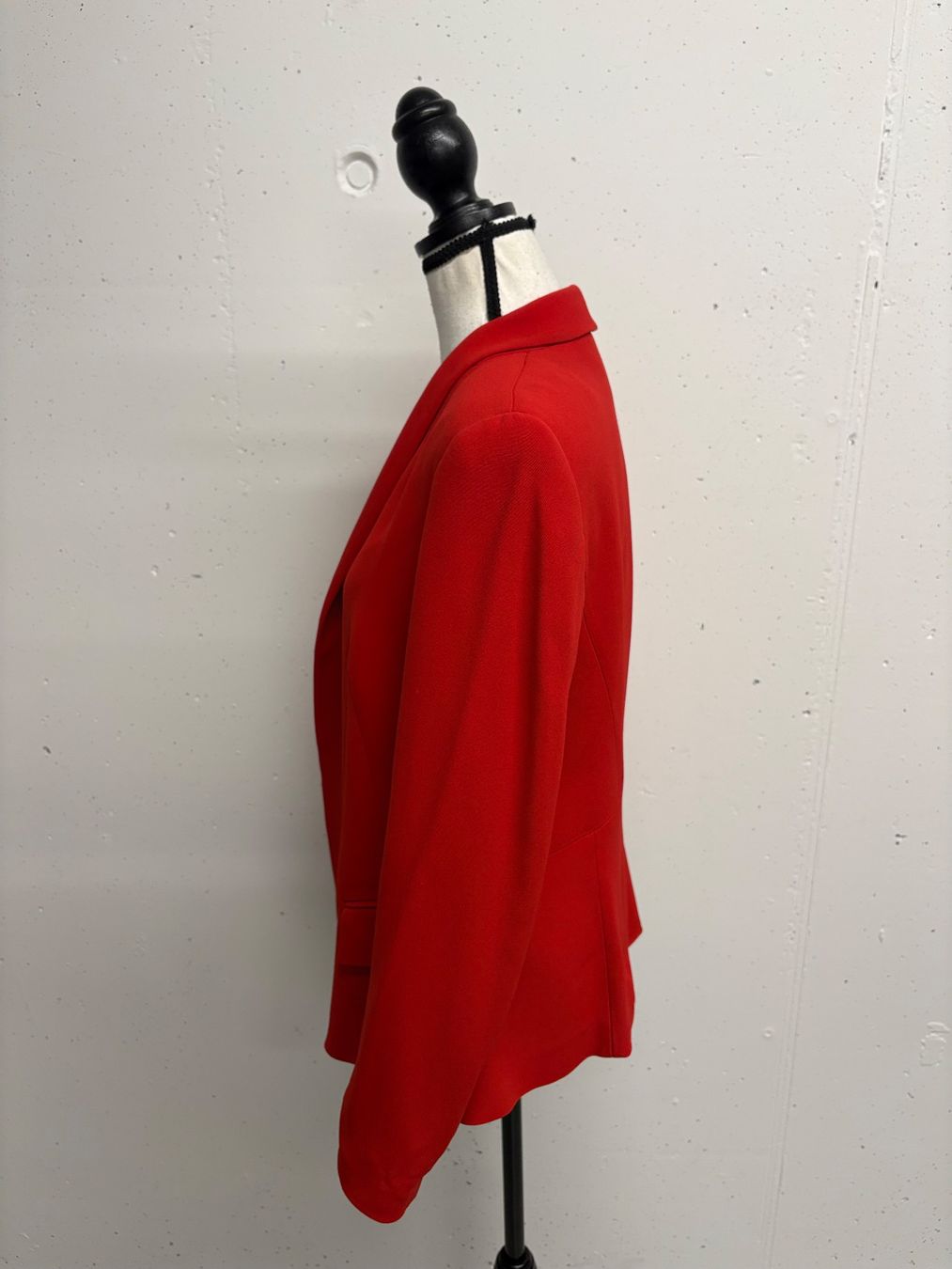 Escada Giacche: Escada Blazer rot Gr. 38 Viskose – Nuovo (secondo la descrizione) da Regensdorf venduto da secondchancefashion 2