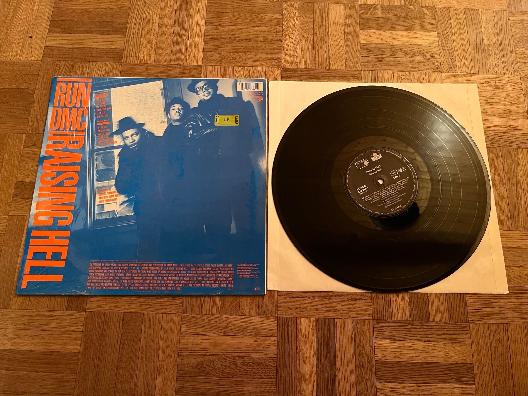 Vinyles: Run DMC - Raising Hell (Walk this way) – D'occasion à Giebenach par Wurlitzer70 1