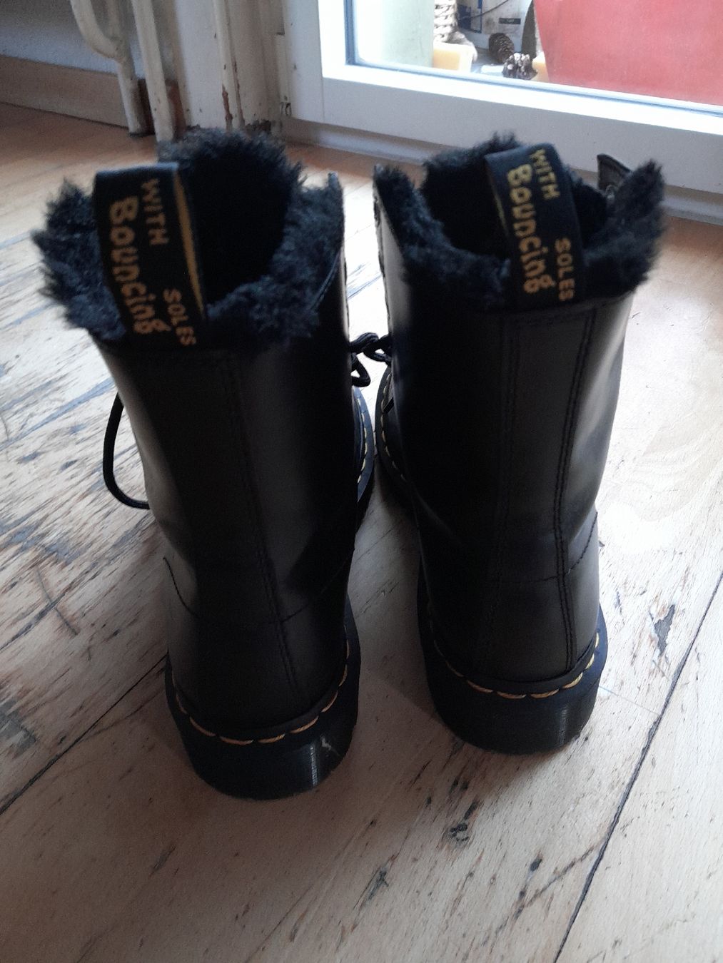 Dr. Martens Scarpe da donna: Dr.Martens Winterstiefel Gr.38 – Nuovo (secondo la descrizione) da steffisburg venduto da nataliaj 3