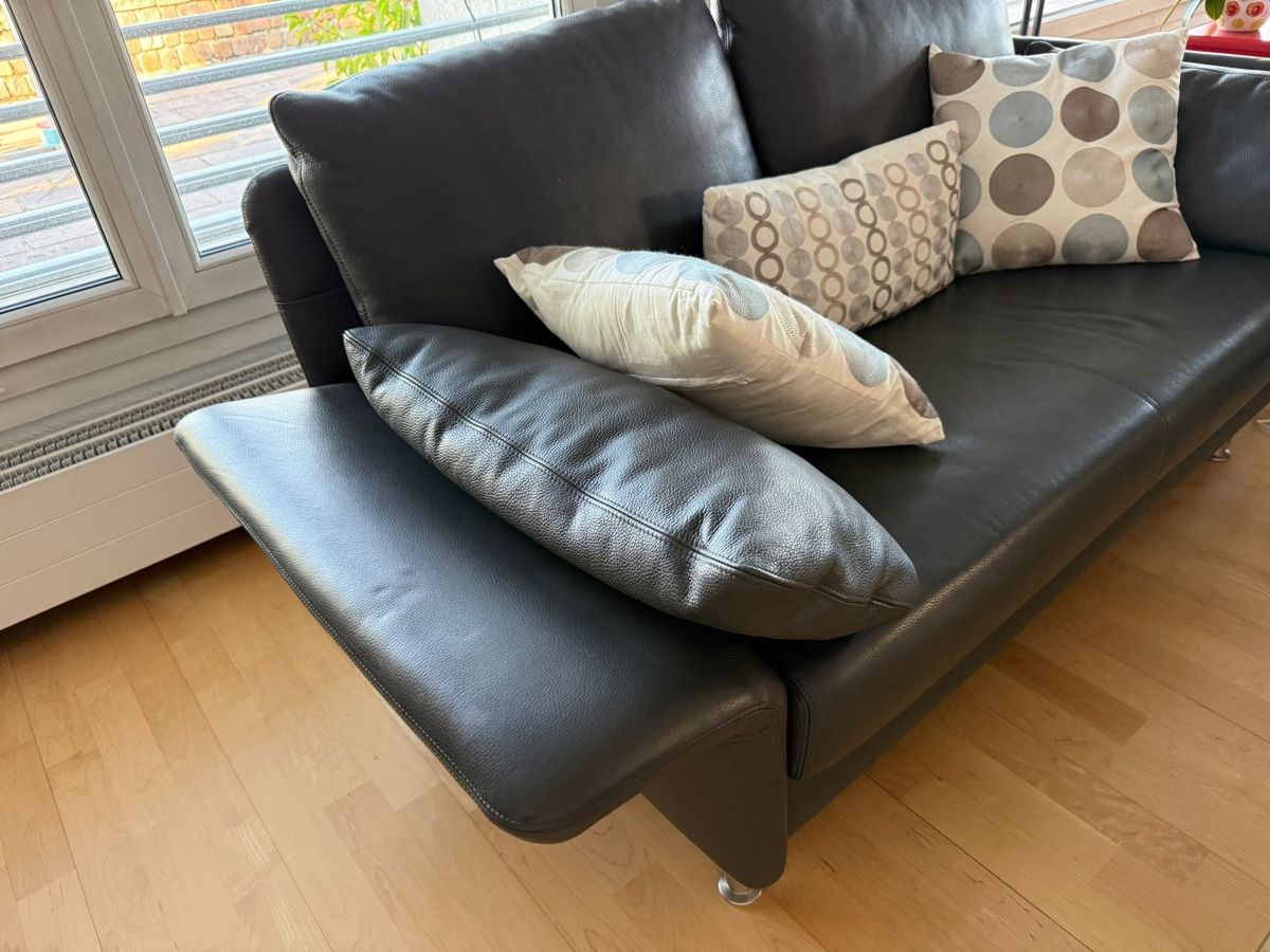 Pfister Sofas: 2 Sofa, schwarz, Leder – Gebraucht aus Adligenswil von kur_y9jw 3