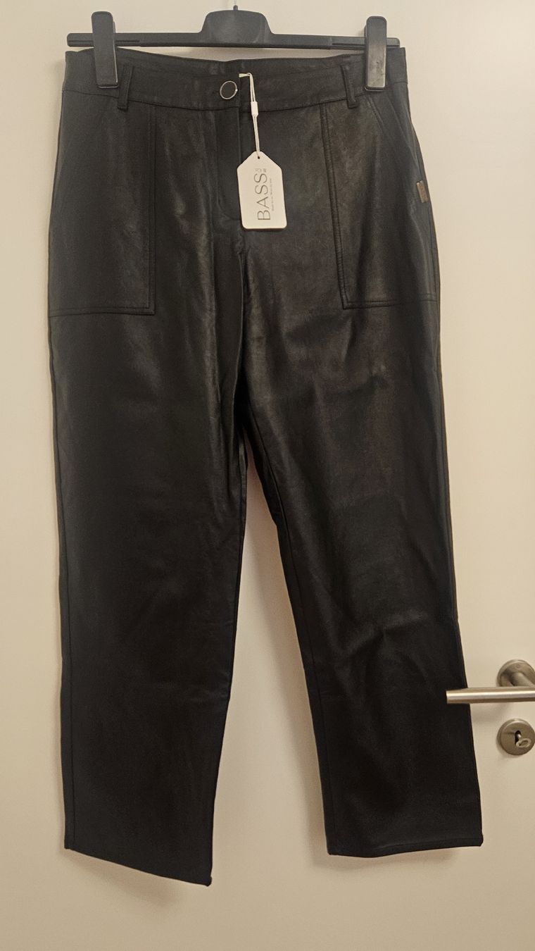 Hosen: Pantalon simili cuir large – Neu und originalverpackt aus Genève von nat_f997 2