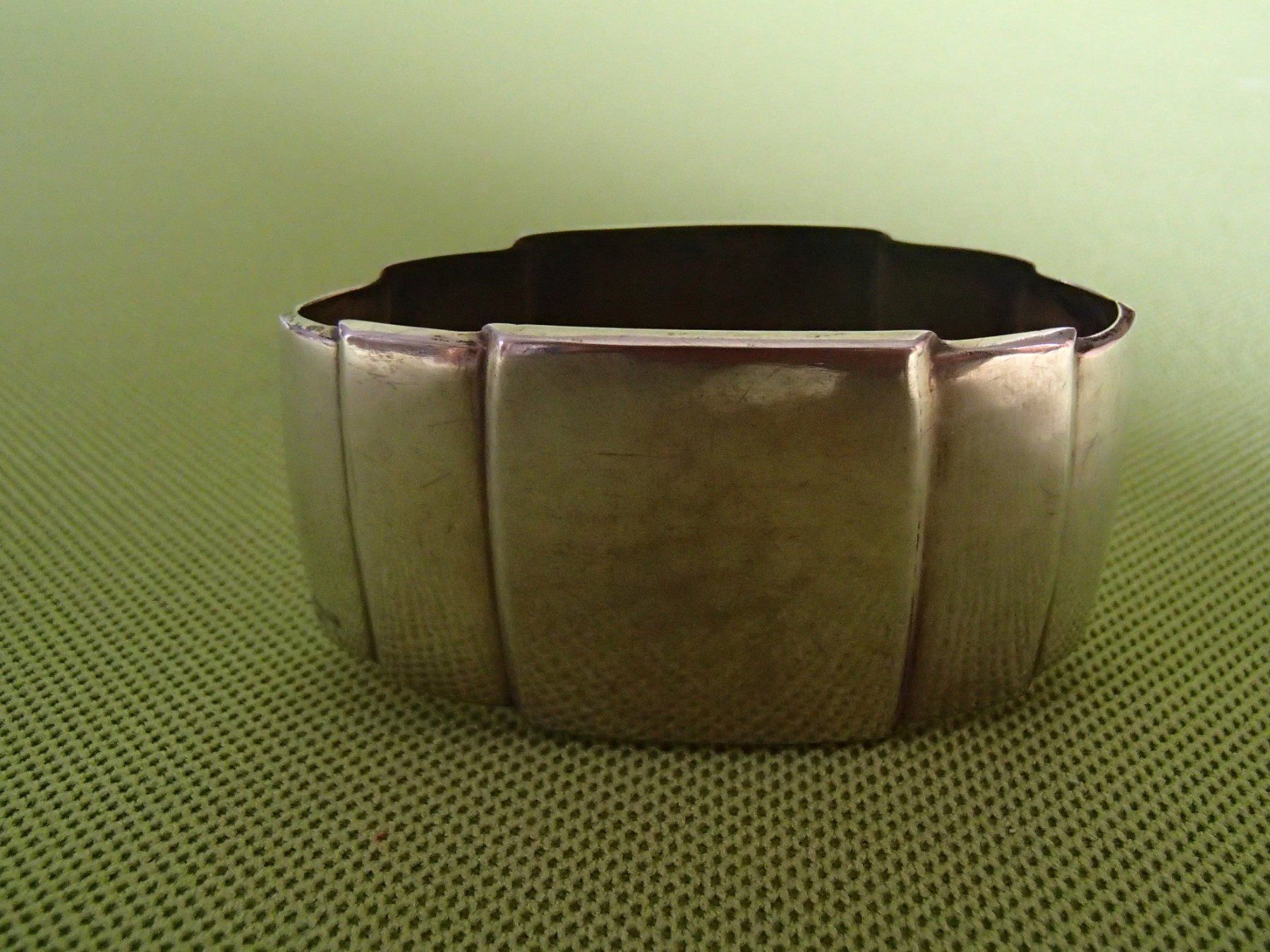 Set di piatti: versilberter Art Deco Serviettenring EW – Usato da Schöfflisdorf venduto da pullux 5