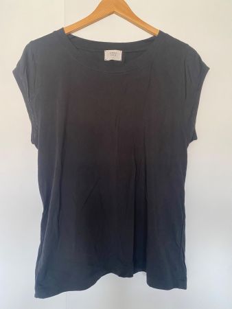 Schwarzes Kurzarmshirt "Jungle Folk" Gr. L - Perfekt für ...