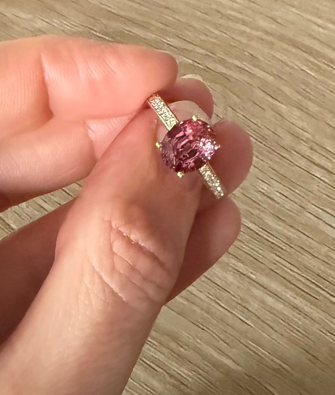 Anelli: Spinelle rose ovale, diamants et or rose – Nuovo e nell'imballaggio originale da Montreux venduto da hev_mv5m 4