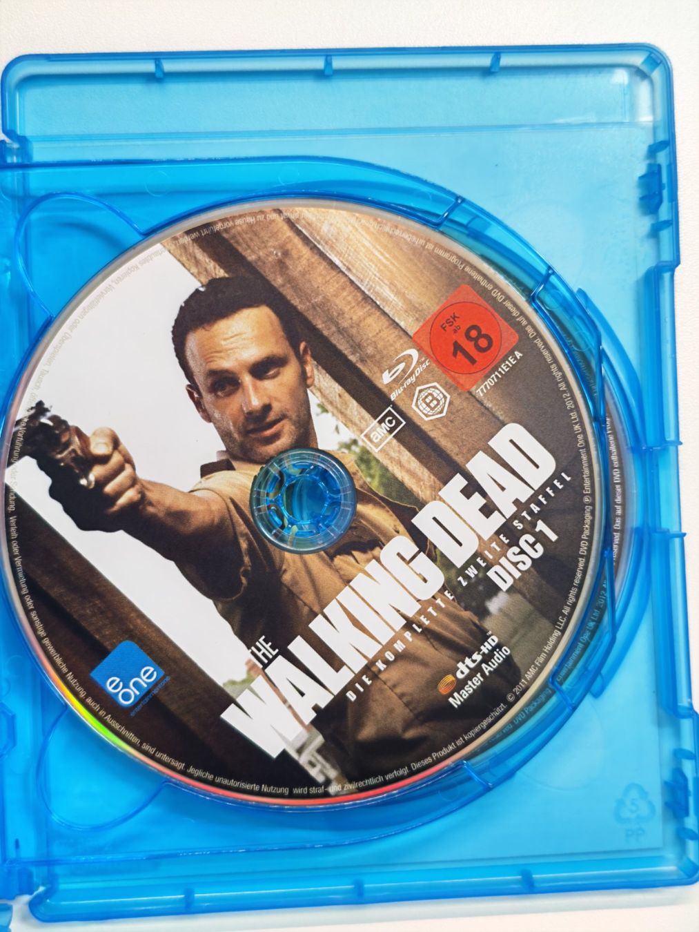 Tutti i DVDs: The Walking Dead Staffel 2 – Usato da Liestal venduto da Kratzilla 1