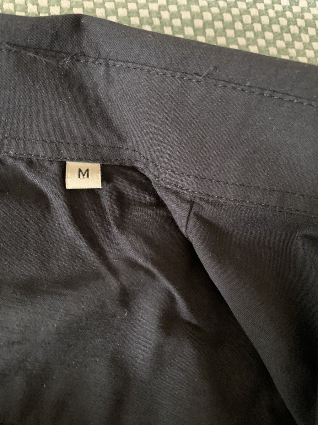 Camicie: Schwarzes Slim-Fit-Hemd in Grösse M – Usato da Sementina venduto da RiccardoCo 3
