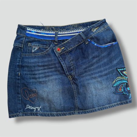 Vintage Desigual embroidered y2k skirt (Miss sixty harley)