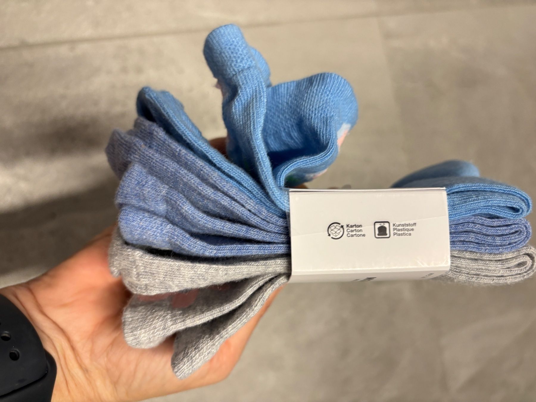 Calze per bambini: Chaussettes neuf 31 - 34 – Nuovo (secondo la descrizione) da Salvenach venduto da gwenwywar 1
