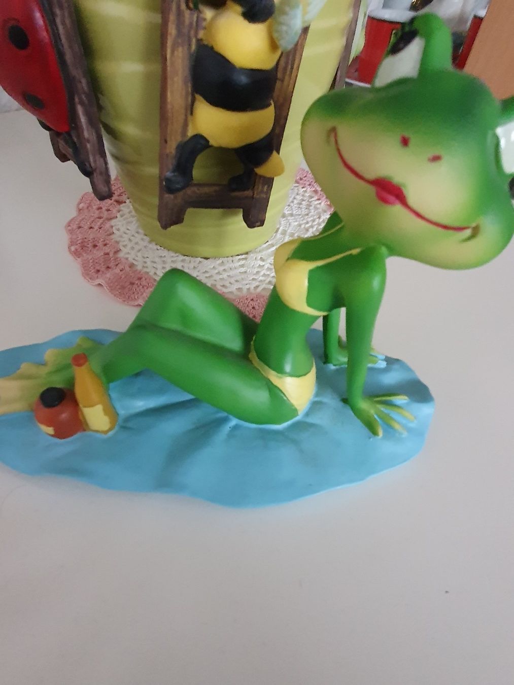Statuette: Frosch Figur Frau im Bikini – Usato da Klingnau venduto da Fee1960 2