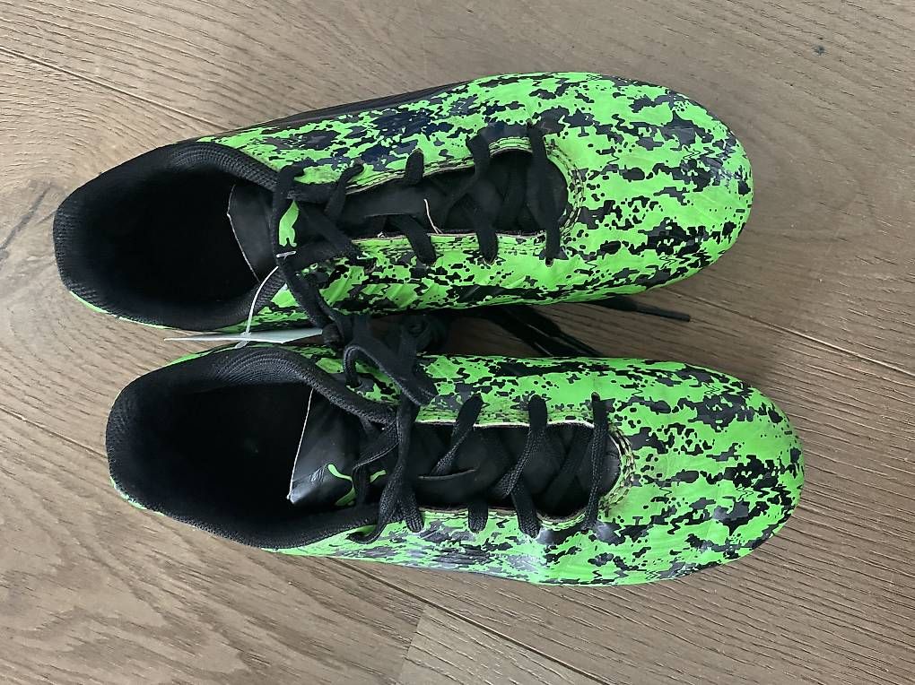 Altro in Alpinismo & Escursioni: Crampons 34 – Usato da La Sarraz venduto da lenamoser
