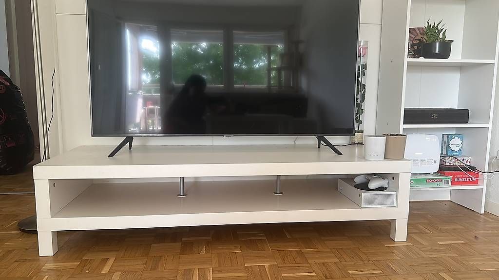 Ikea Meubles TV: TV Bank – D'occasion à Schönenwerd par dil_l9ff
