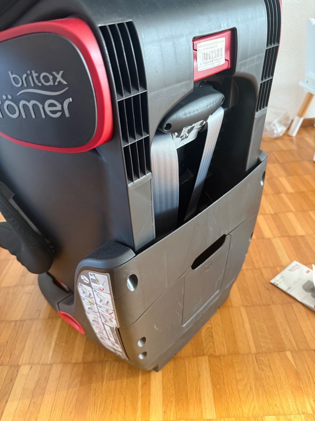 Britax Römer Seggiolini per auto: Britax Römer King II / ATS / LS – Usato da Richterswil venduto da Eunoia85 6