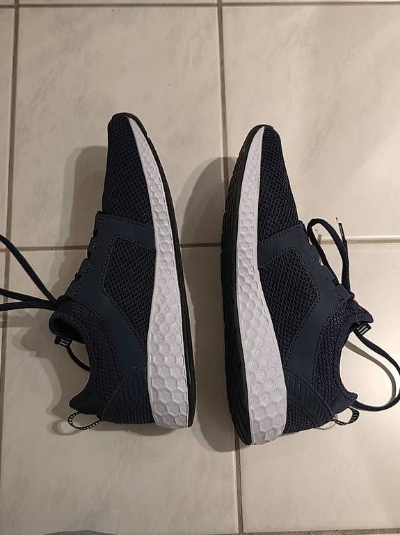 Scarpe da donna: Sneakers Damen Bench dunkelblau, Grösse 39 – Usato da Urtenen-Schönbühl venduto da sandrabern01 3