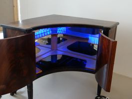 Einzigartige Art Deco Eck-Kommode Bar Schrank (HE33)