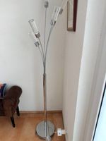 Stehlampe mit Chrome-Finish und vier Leuchten