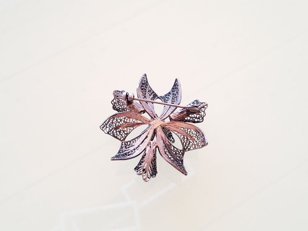 Ancienne broche, décor filigrane, en argent, vintage