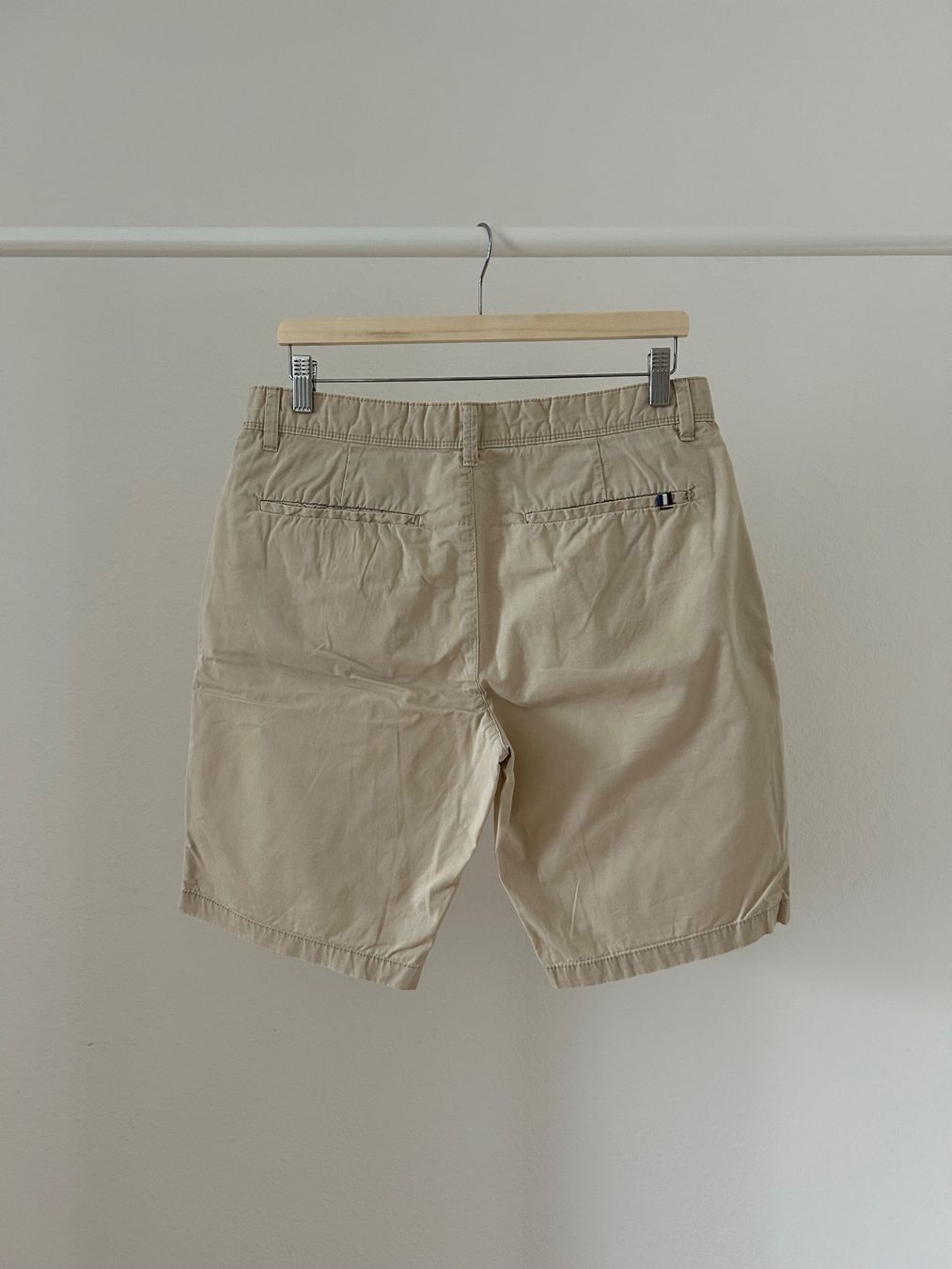 Pantalons: Reserved shorts – D'occasion à Zürich par _nathalie_ 1