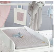 Wickeltisch Aufsatz für's Babybett