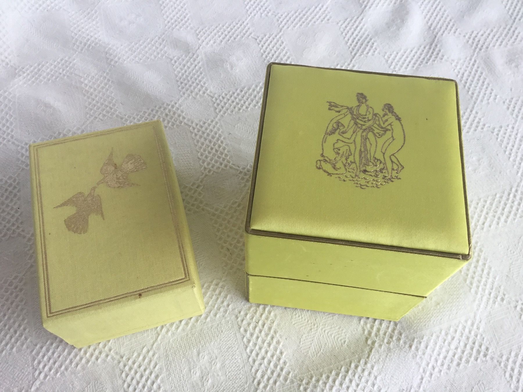 Lalique Flacons: 2 alte Lalique Parfum Flacon – Gebraucht aus St. Gallen von chamilla 6