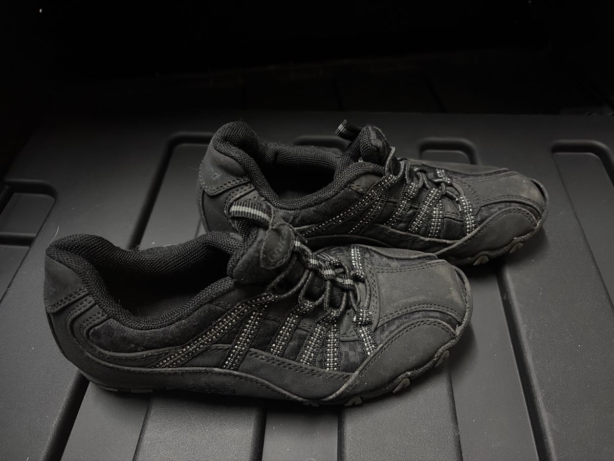 Scarpe per ragazze: Turnschuh Mädchen, Grösse 32 – Usato da Granges-Paccot venduto da Fwaeber