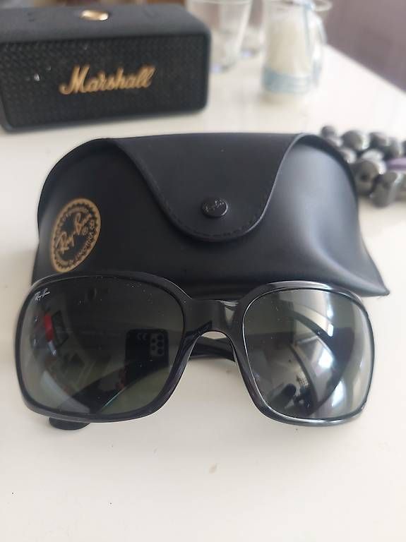 Occhiali & Lenti: Ray-Ban RB4068 – Usato da Lausanne venduto da flybud