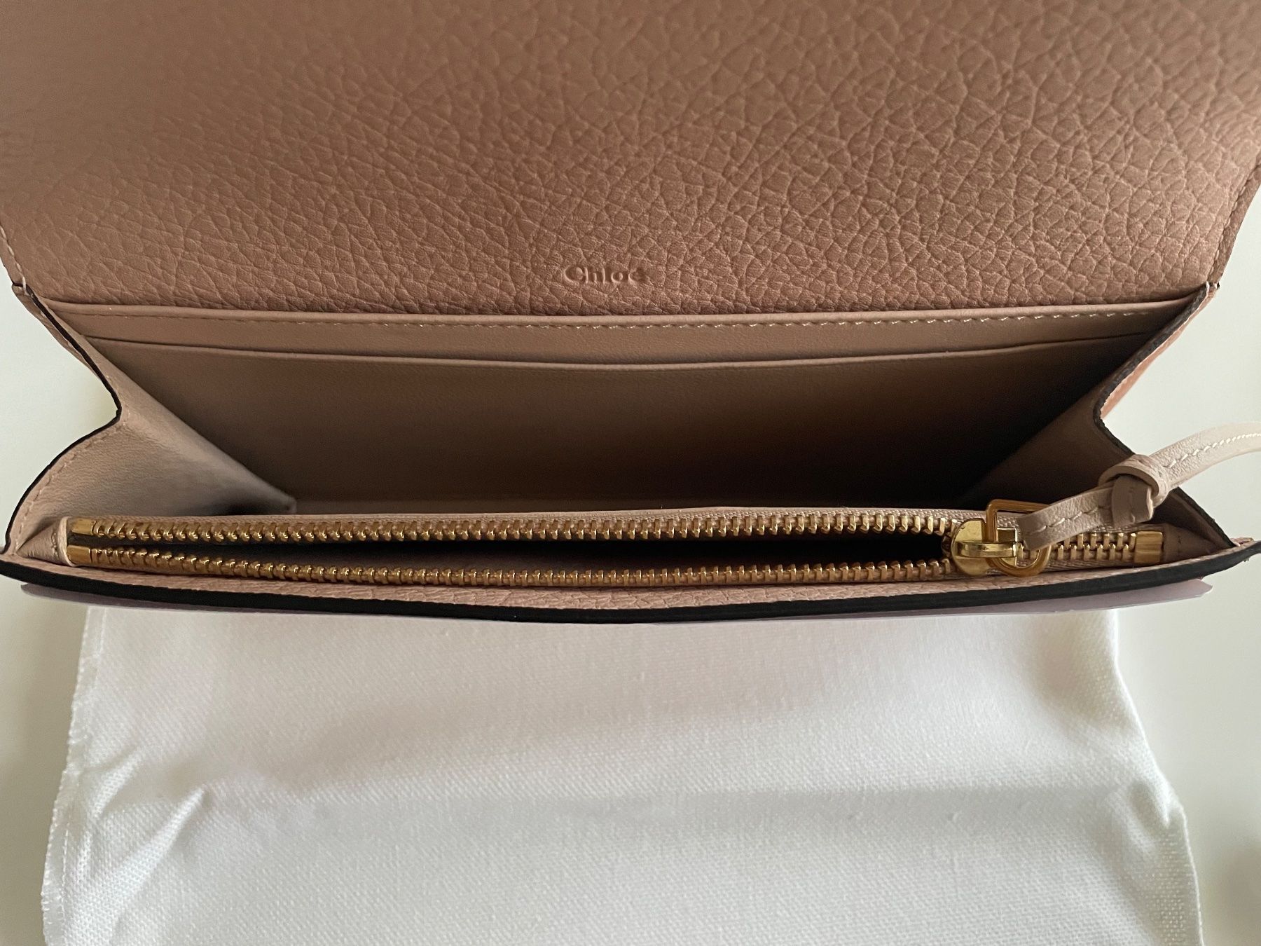 Chloé Portamonete: Chloé Alphabet Leder Portemonnaie – Nuovo e nell'imballaggio originale da Benken ZH venduto da Teessino 4