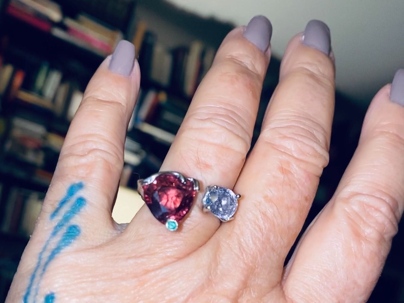 Llan Valls Joies Anelli: STACKABLE!! 18k W Gold Red Zircon & Grey Spinel Ring – Usato da Birsfelden venduto da Brut 2