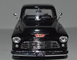 Chevrolet Modellautos: Chevrolet 5100 Stepside Pick Up 1955 schwarz       1:24 – Neu und originalverpackt aus Gerlafingen von espero88 4