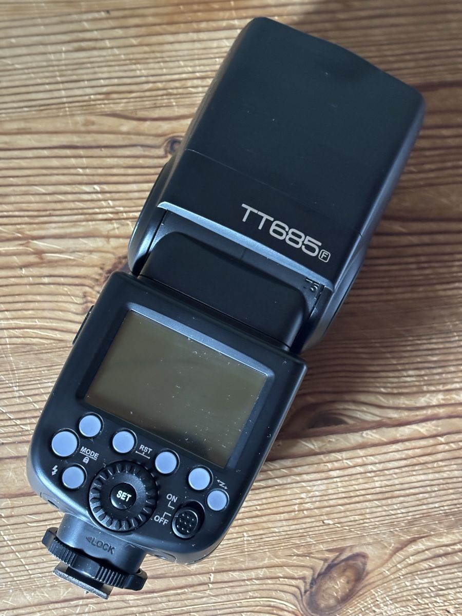 Fujifilm Flash: Godox TT 685 Fuji  – Difettoso da Ostermundigen venduto da fredericbulsara