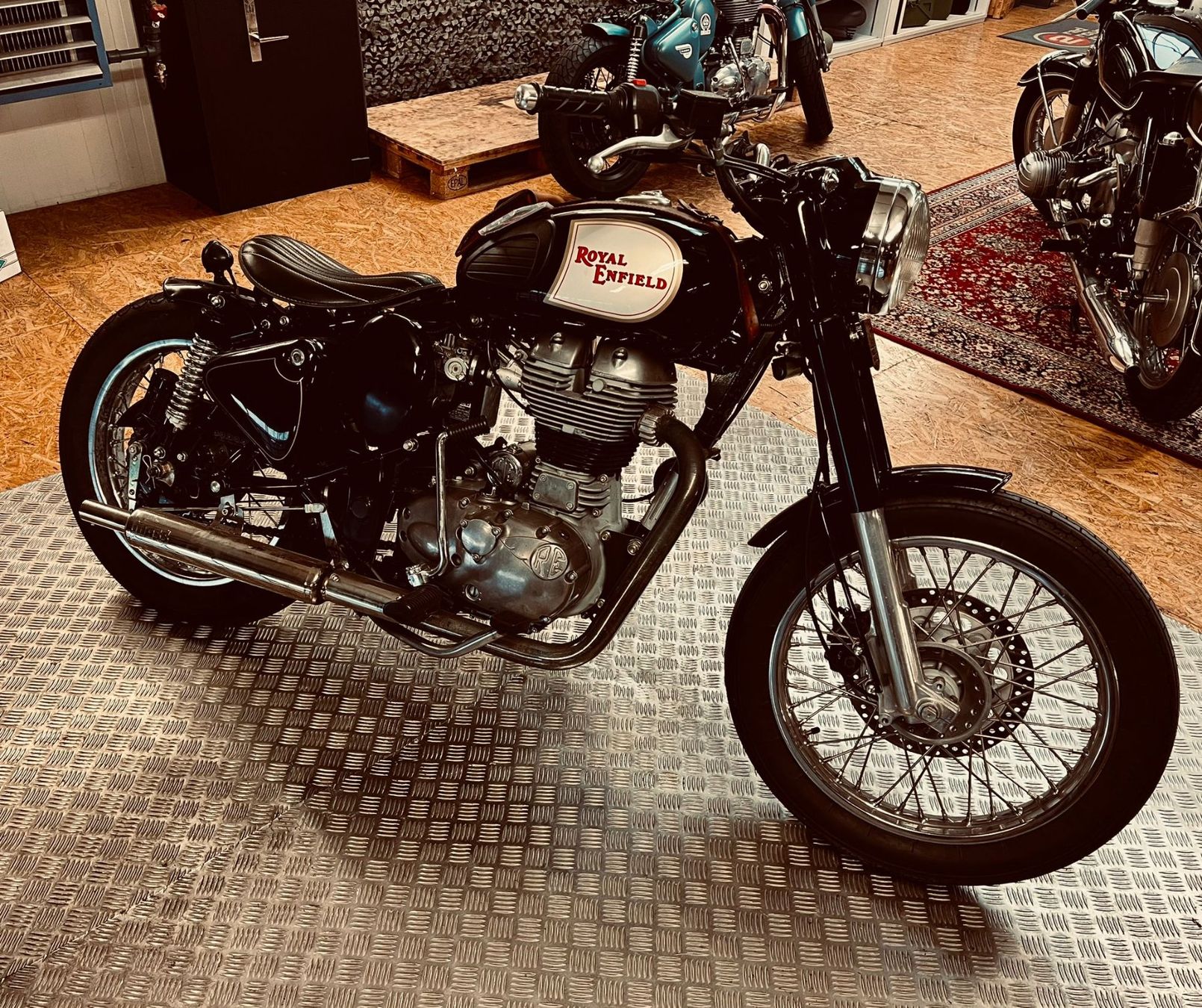 Royal Enfield Altro: Royal-Enfield Classic 500 EFI – Usato da Egnach venduto da geo_v92b