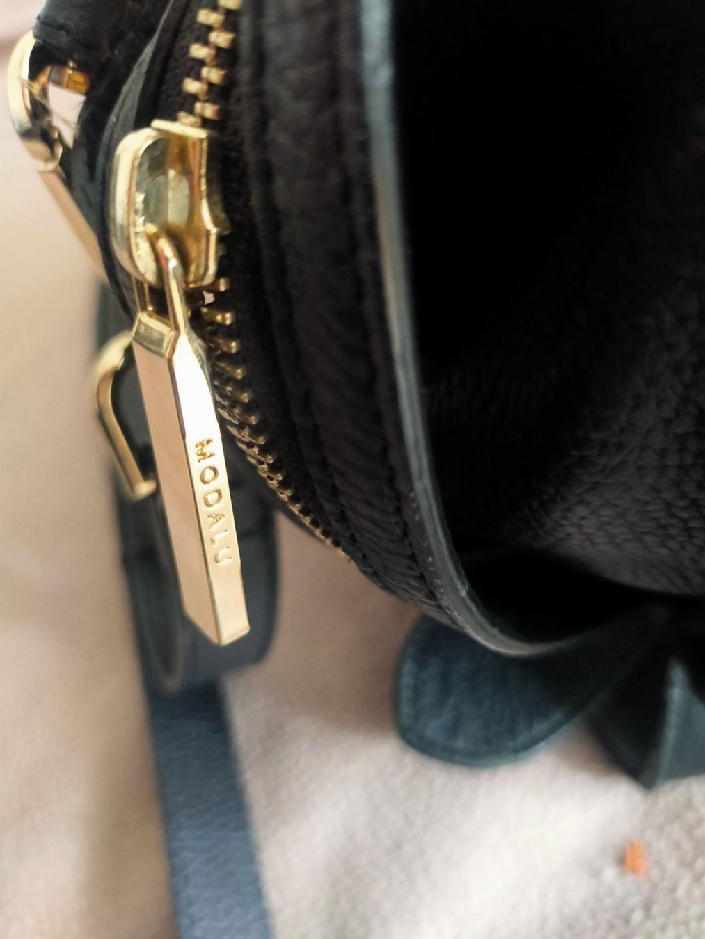 Modalu Borse da donna: Modalu England Handtasche Schwarz – Usato da Tägerig venduto da mikky02 1