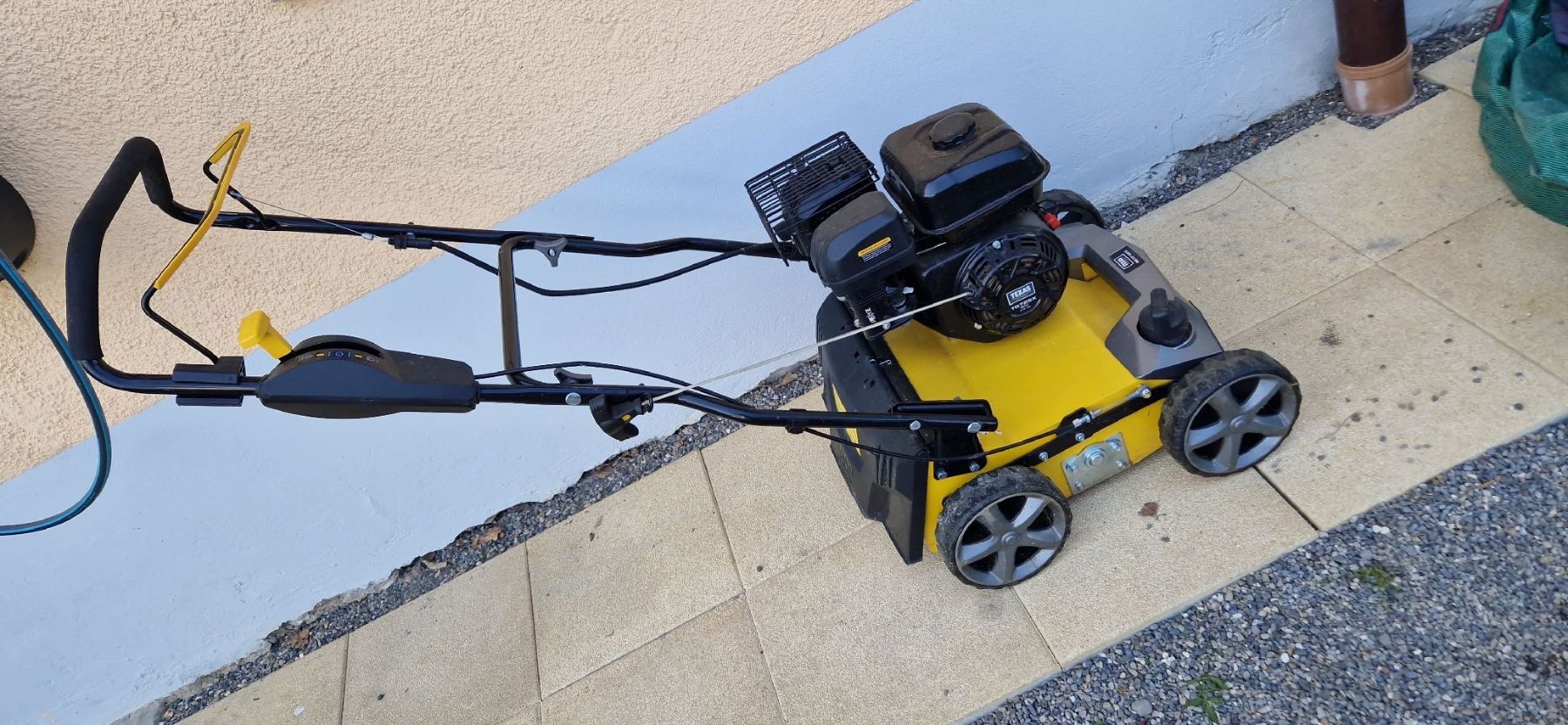 Attrezzi per la lavorazione del suolo: Scarificateur à gazon comme neuf – Usato da St. Ursen venduto da cpi23 8