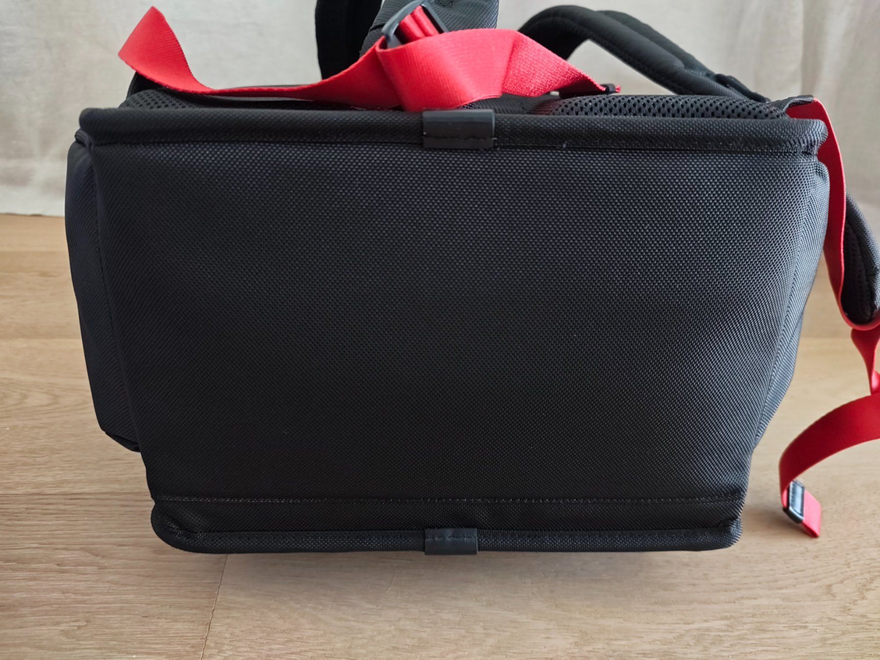 Tumi Zaini: TUMI Alpha Brief Pack, Black/Red Special, neu, CH-Quittung – Nuovo e nell'imballaggio originale da Immensee venduto da Pelab 9