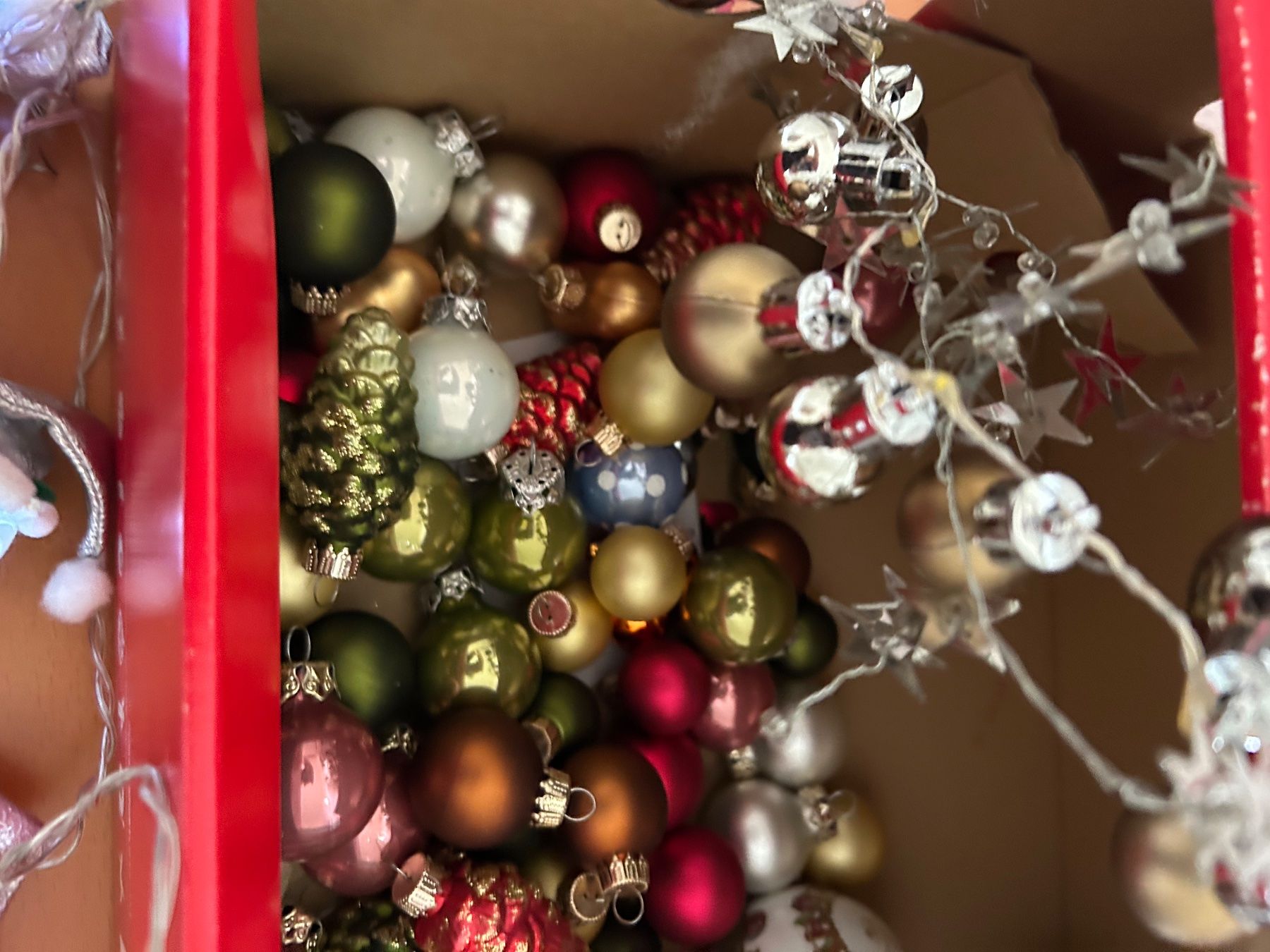 Toutes les décorations: Weihnachtskugeln und Lichterketten – D'occasion à Olten par Pablo7 2