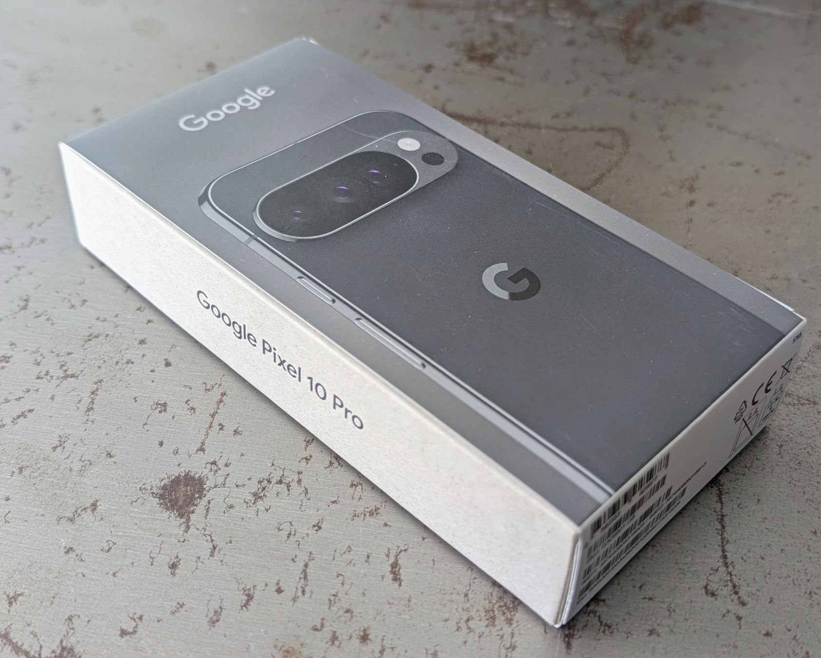 Google Telefoni cellulari / Smartphones: Google Pixel 10 pro - Obsidian - 128GB – Usato da Adetswil venduto da maze180